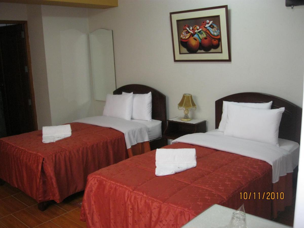 Hotel Plaza Bolognesi 344 Trujillo Bagian luar foto